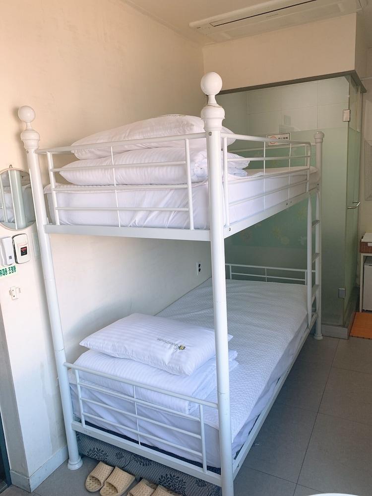 24 Guesthouse Kyunghee University 2* Seoul