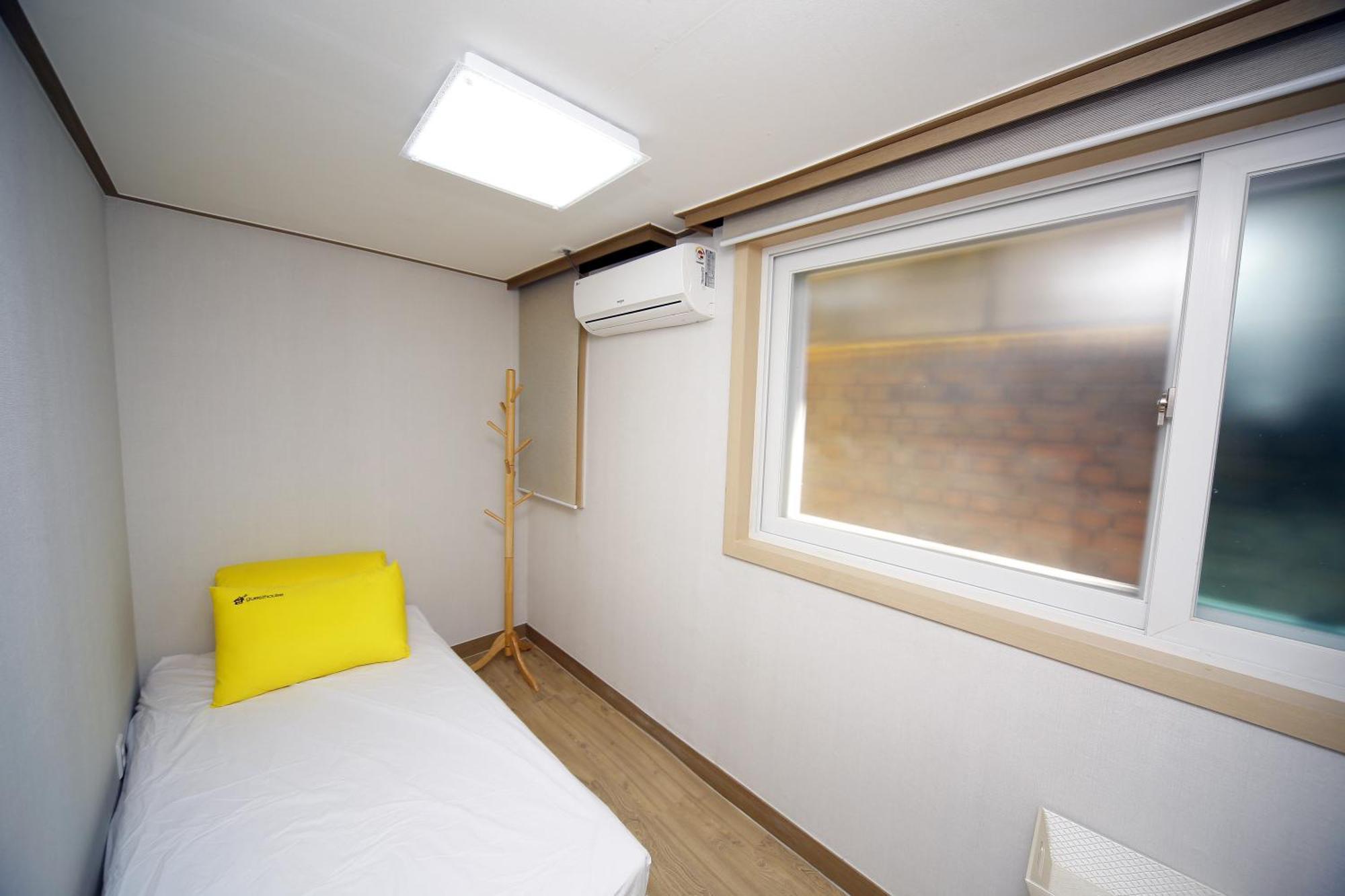 24 Guesthouse Kyunghee University 2* Seoul